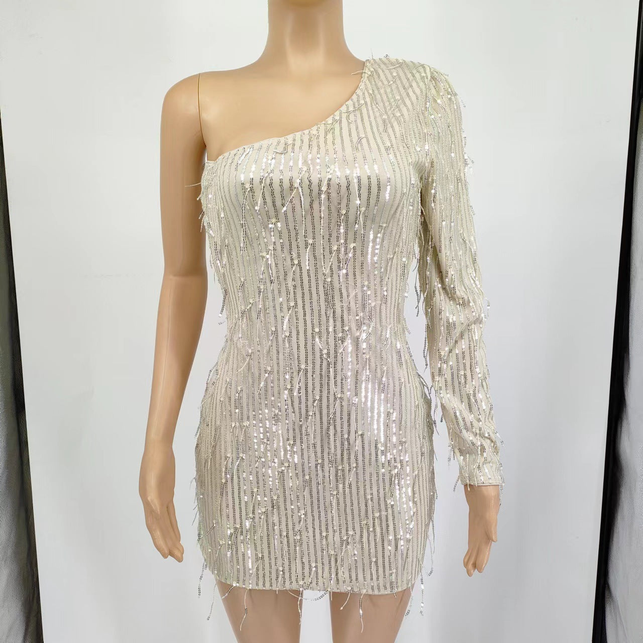 Sexy One Shoulder Sequined Sheath Mini Dresses