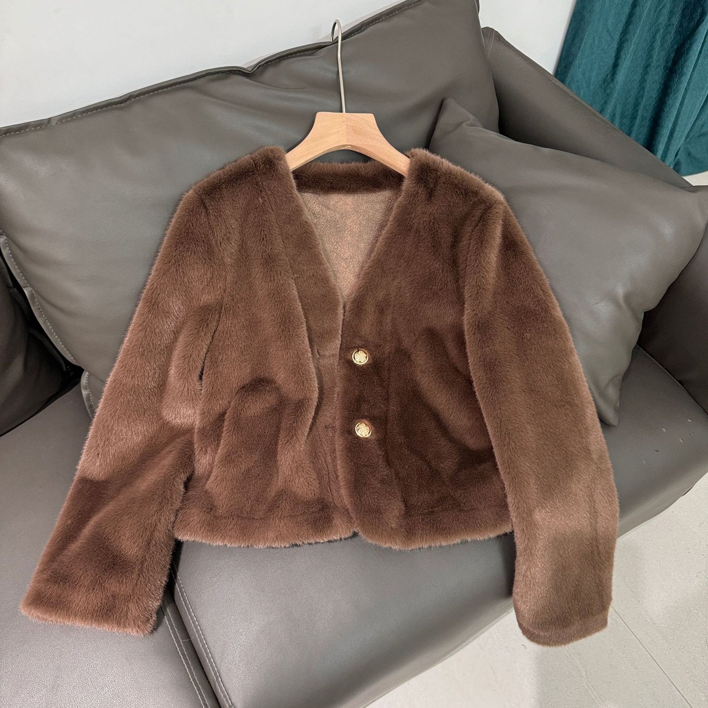 Fashion V Neck Faux Fur Short Coats