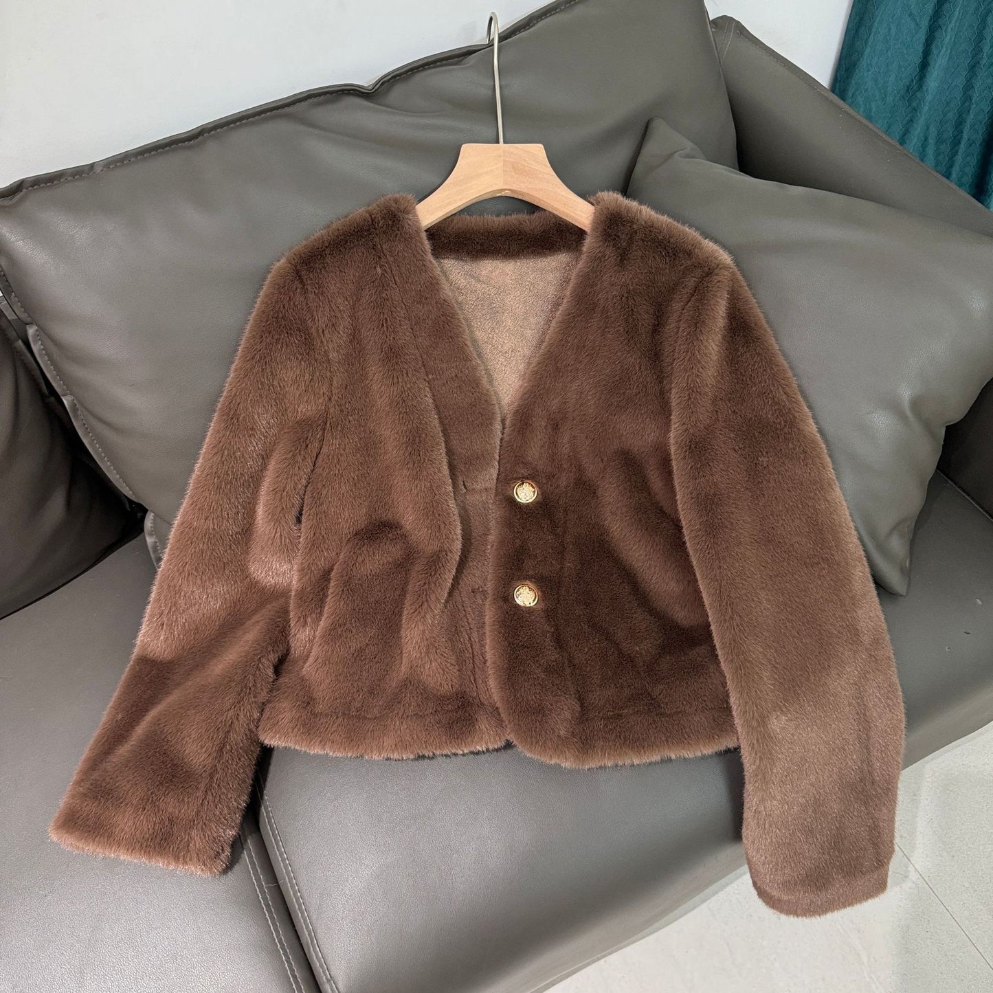 Fashion V Neck Faux Fur Short Coats