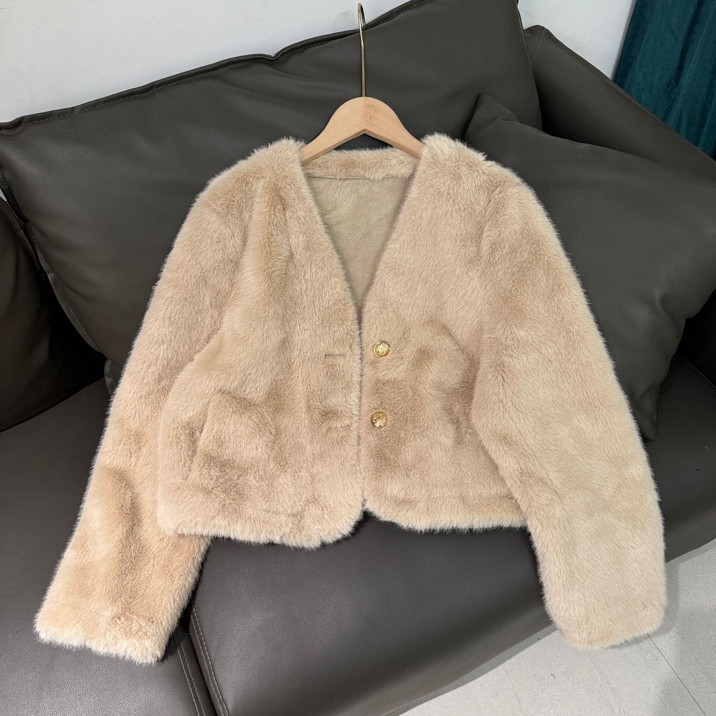 Fashion V Neck Faux Fur Short Coats