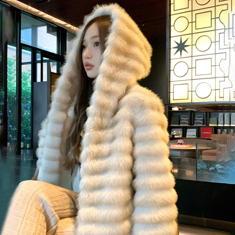 Fashion Faux Fur Women Coats with Hat