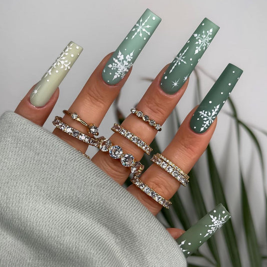 Snowflake Green Long Christmas Nails for Women