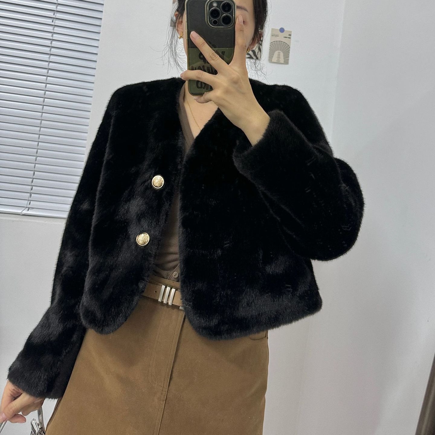 Fashion V Neck Faux Fur Short Coats