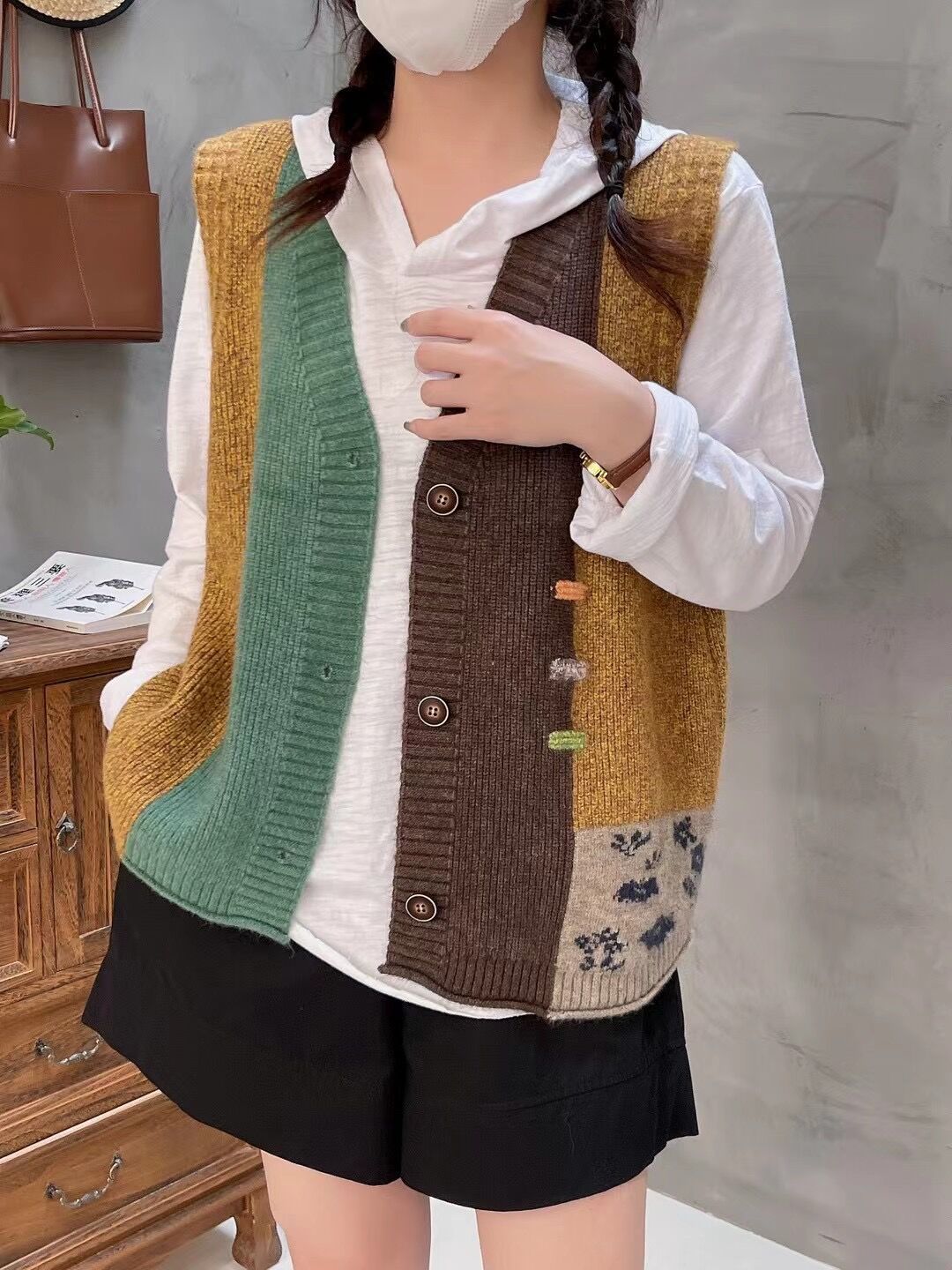 Designed Vintage V Neck Wool Knitted Vest Tops