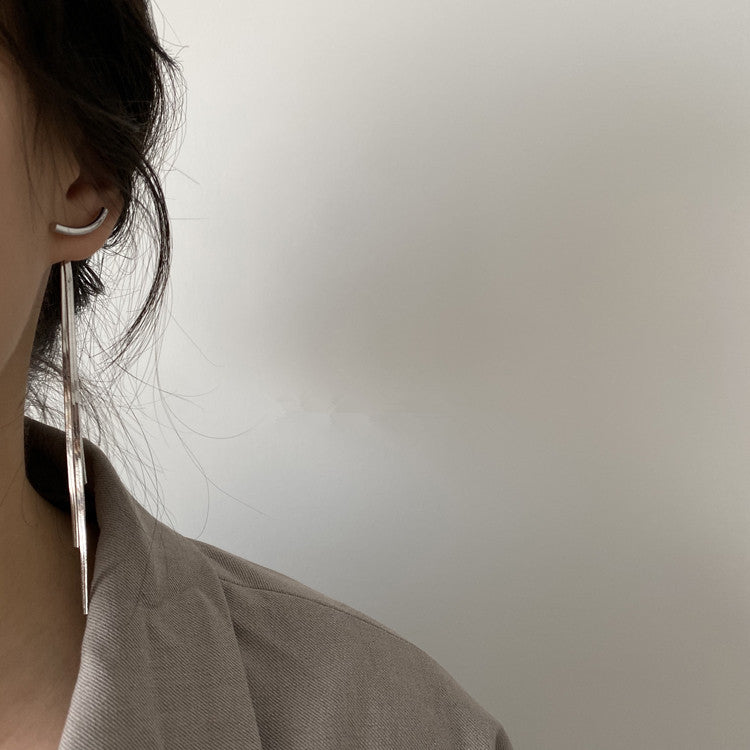 Glossy Tassle Design Women Drop Earrings