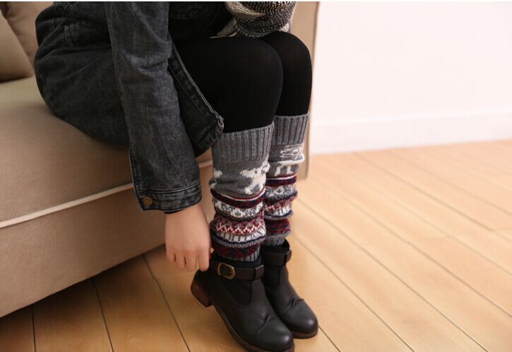 2 Pairs/Set Deer Designs Knitted Socks for Women