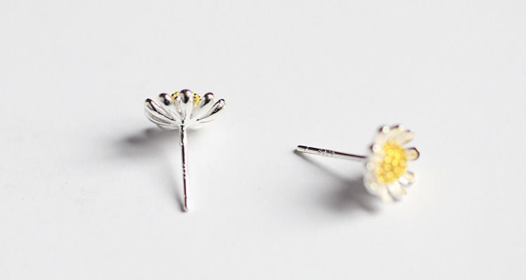 Fashion Daisy Design Sterling Silver Earrings