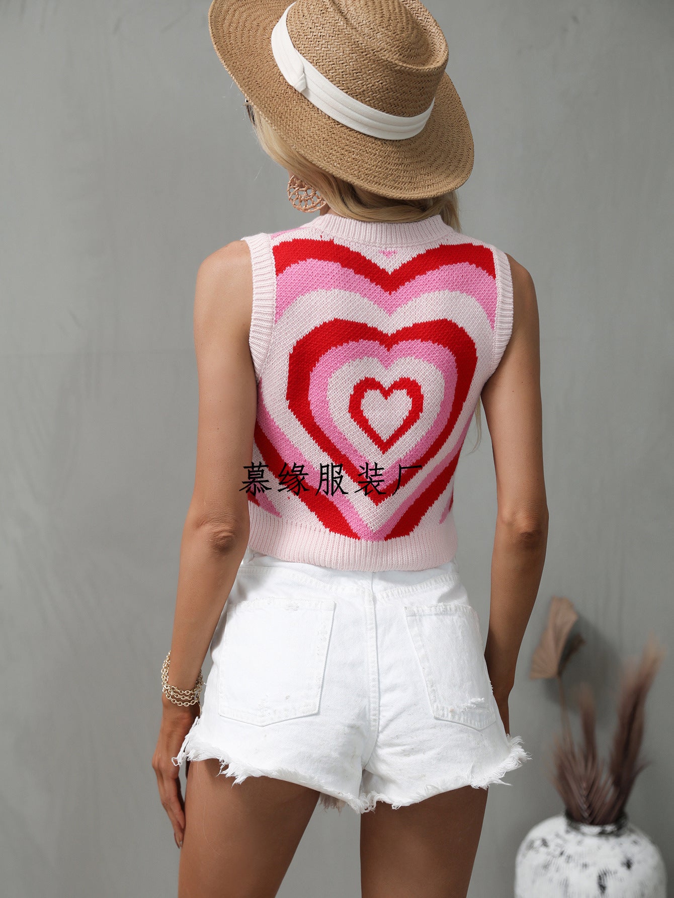 Casual Knitted Sweetheart Design Pullover Vest