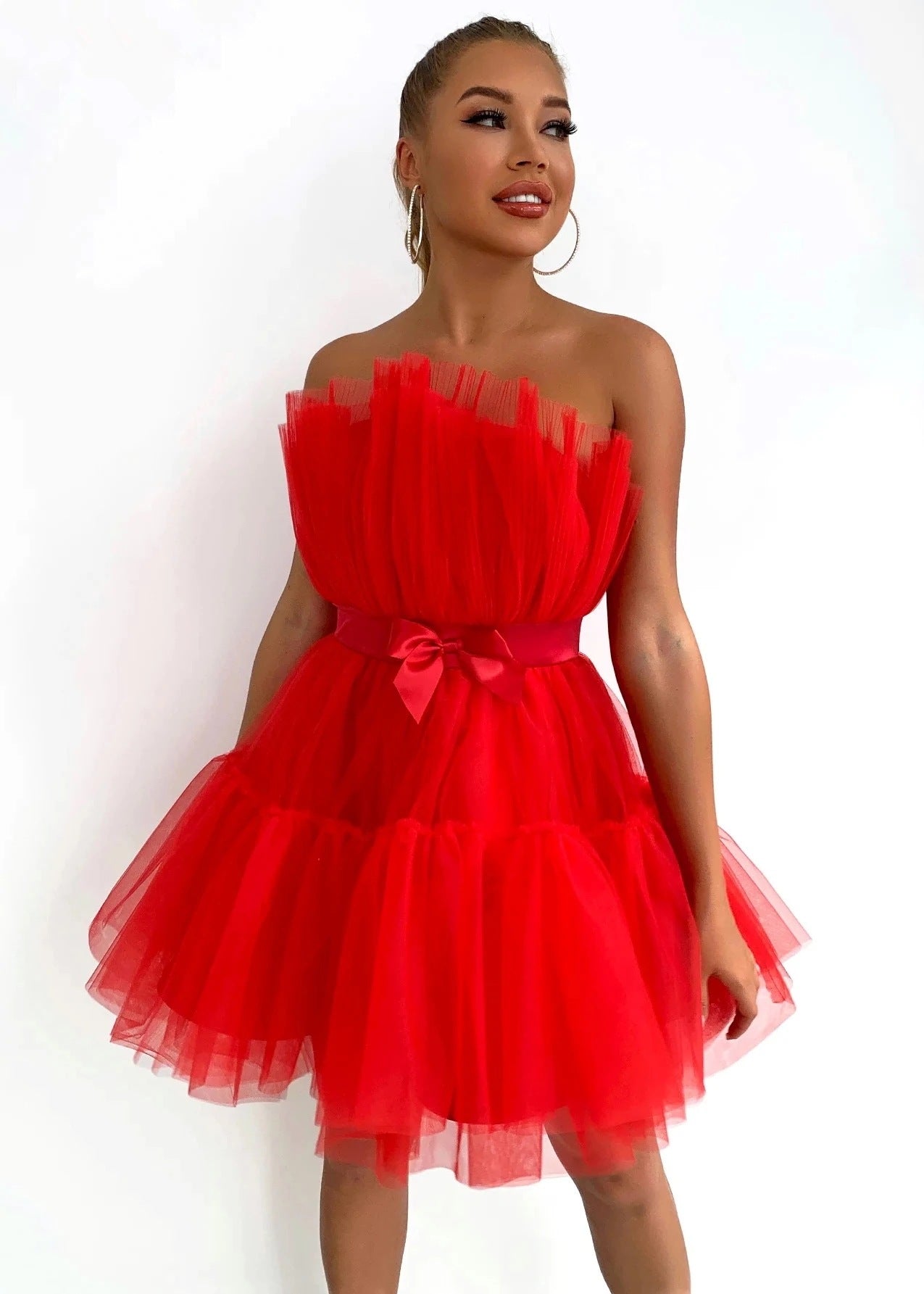 Sexy Strapless Tulle Bowknot Ball Gown Pary Dresses