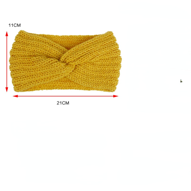 Women Sporting Knitting Headbands (Buy one Get One)